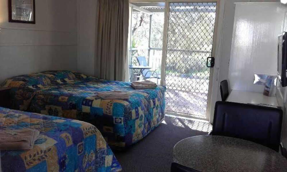 Donald Riverside Motel Buitenkant foto